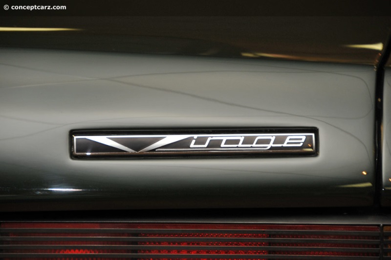 1991 Aston Martin Virage vehicle information